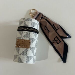 New White and Black Checkered Keychain Holder